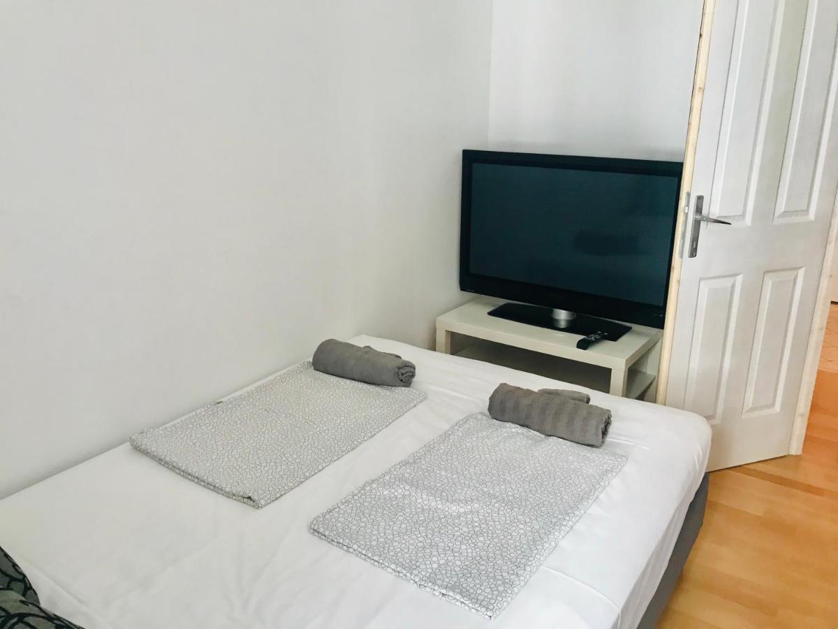 Design Free Parking In City Center Appartement Budapest
